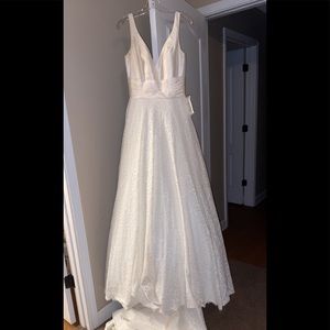 Justin Alexander wedding gown